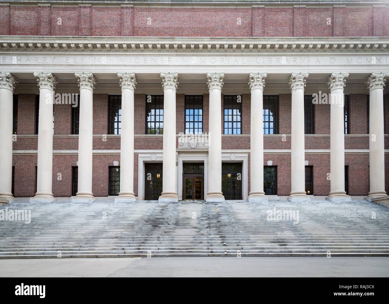 Universitätsbibliothek, Bibliothek Widener Library, Harvard University, Cambridge, Massachusetts, USA Stockfoto