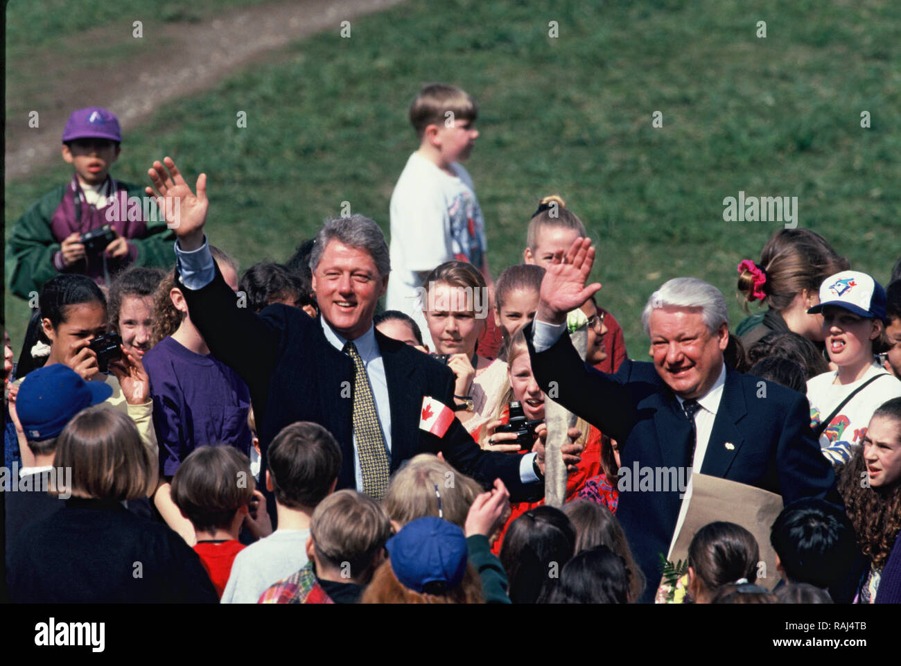 Präsident Bill Clinton und der UDSSR Präsident Boris Jelzin treffen sich in Vancouver, BC am April 4, 1993 Foto von Dennis Brack Stockfoto