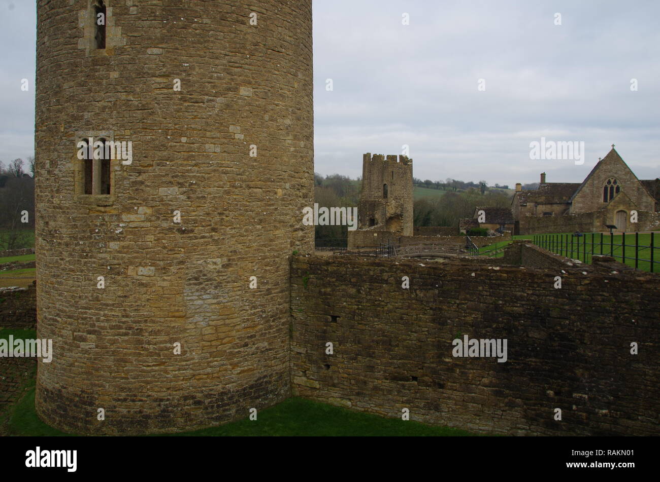 Farleigh Hungerford Castle. Der Macmillan. Weitwanderweg. Wiltshire. England. Großbritannien Stockfoto