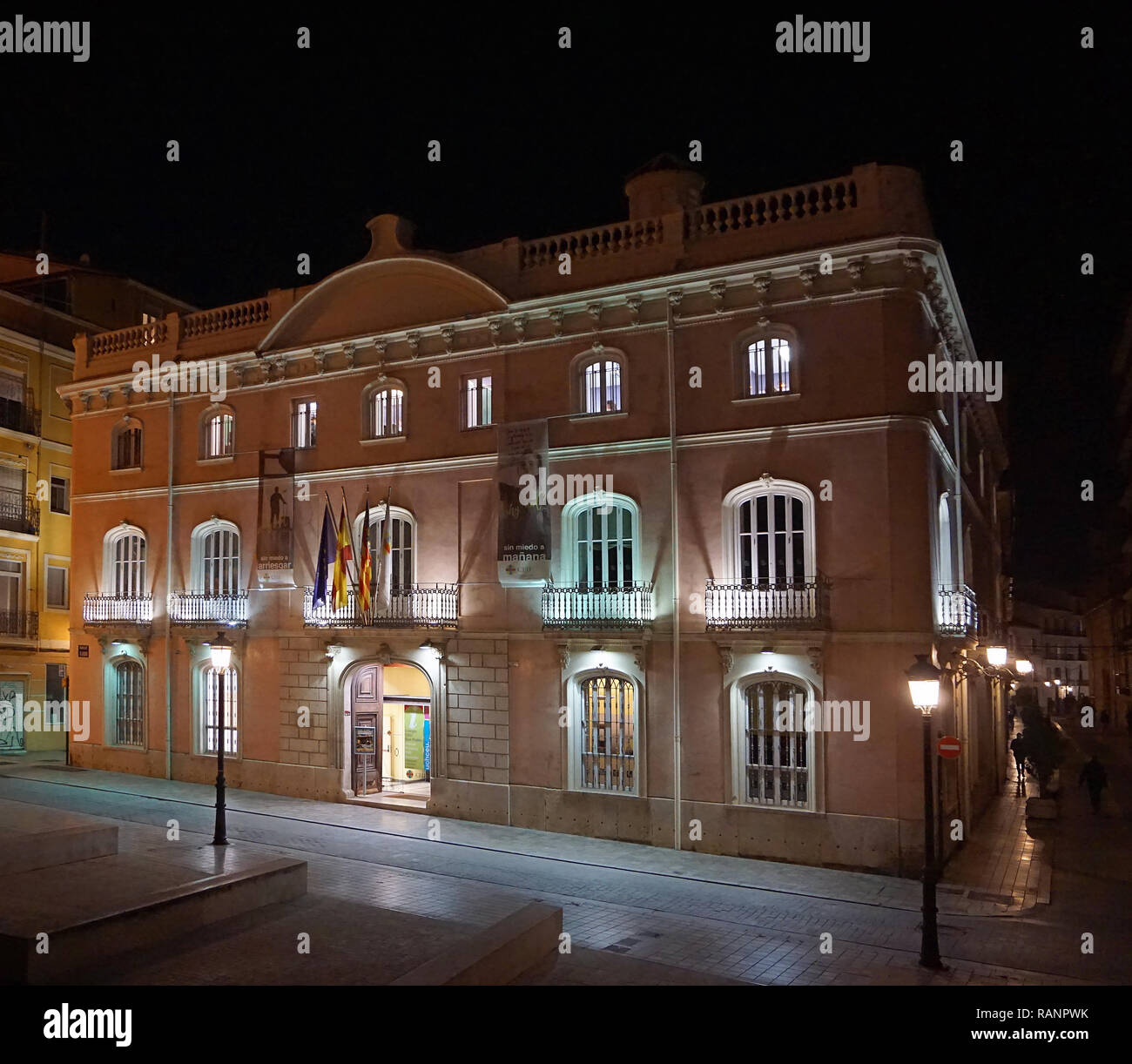 Colegio CEU San Pablo Valencia Valencia bei Nacht. Spanien Stockfoto