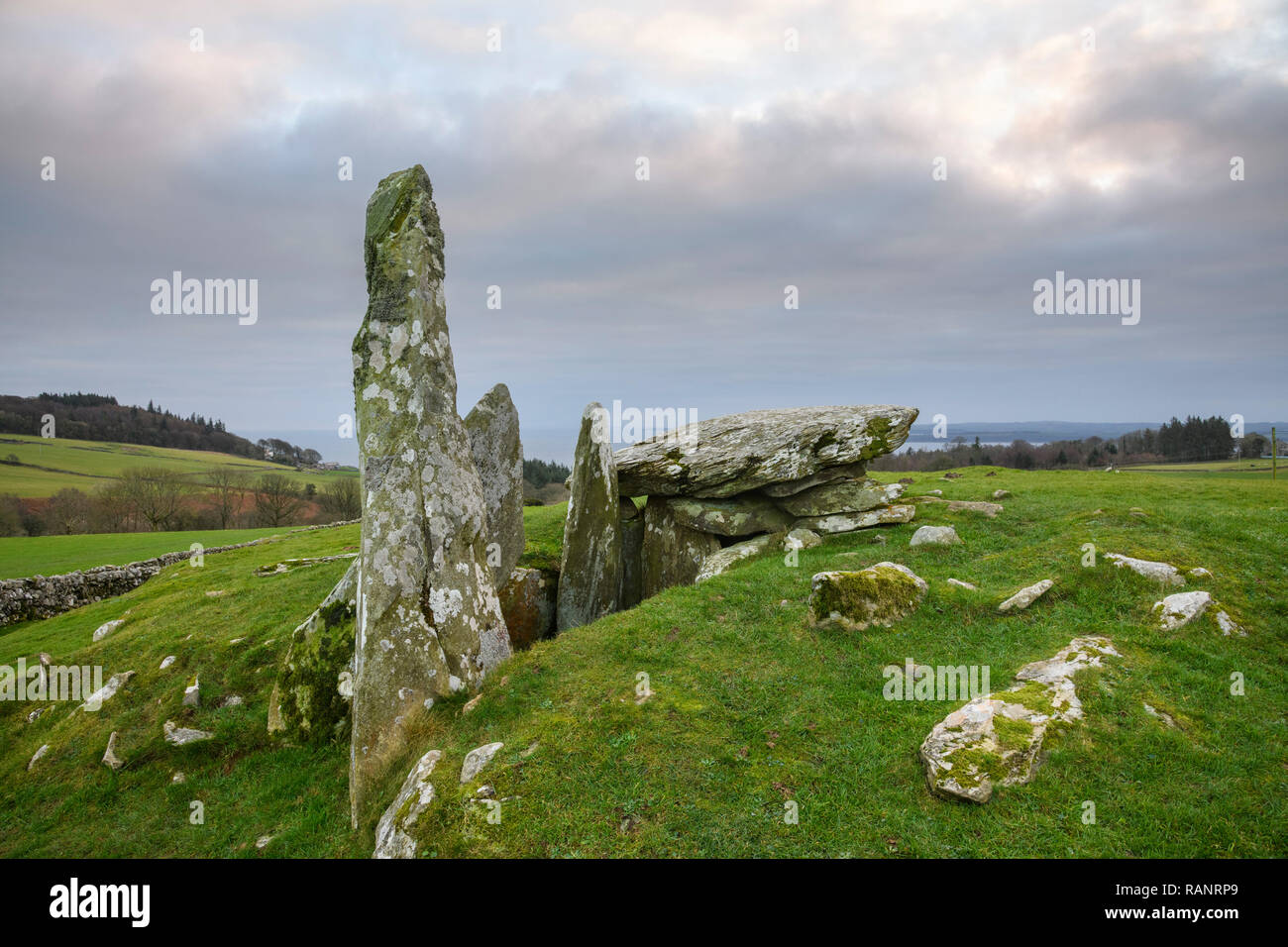 Cairn Heiligen 2, Neolithische Grabkammer sagte, daß das Grab des Mythischen schottischer König Galdus, in der Nähe von Creetown, Dumfries and Galloway, Schottland Stockfoto