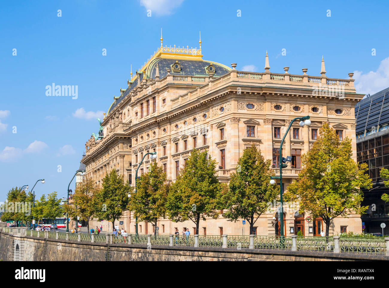 Prag Nationaltheater Národní divadlo Prag Tschechische Republik Europa Stockfoto