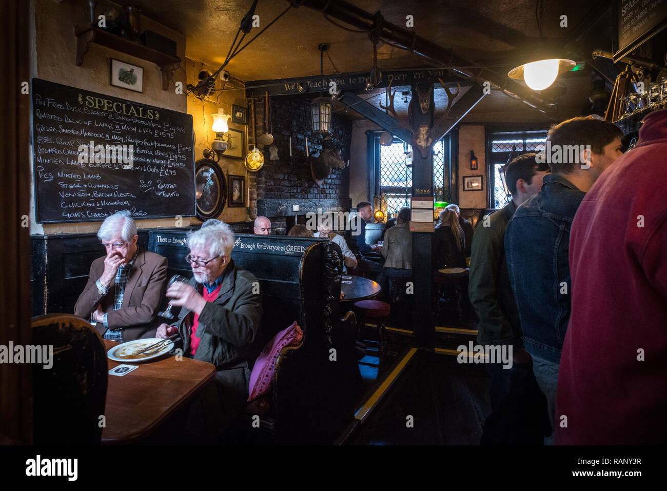 Innenansicht der Mayflower Pub, Rotherhithe, London Stockfoto