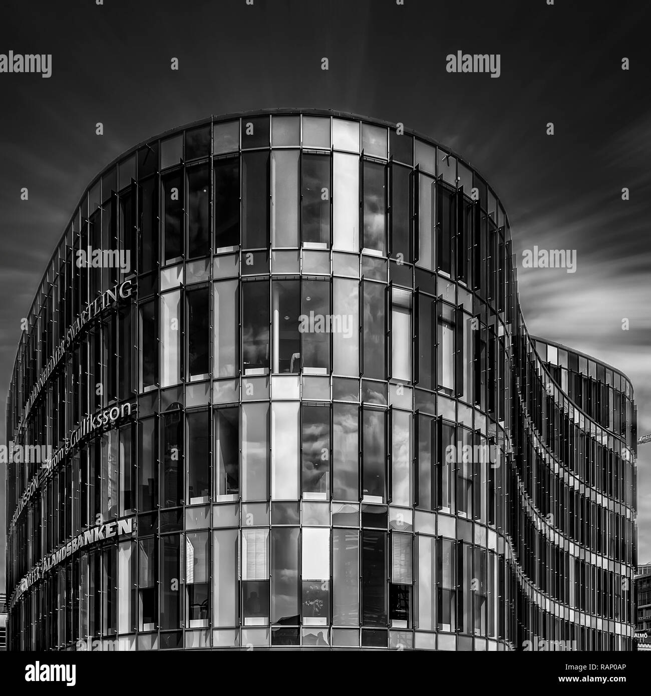 Malmö, Schweden - 18. MAI 2018: Der neue Baustein, das Glas Vase, in den Hafen von Malmö, in der Nähe der Stadt. Der Designer sieht es als eine Skulptur in der u Stockfoto