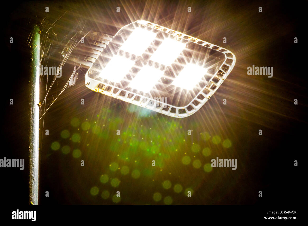 LED-Straßenbeleuchtung blendung mit Phantom Arrays, Beispiele für  lambertsche Lichtverteilung von LED-ausgesetzt-chipmodul Straße Licht  Leuchte Stockfotografie - Alamy