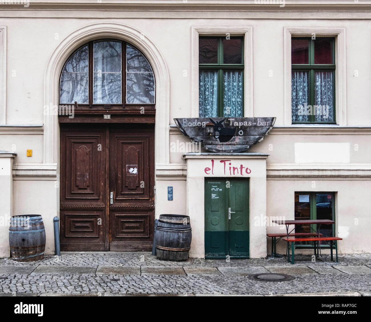 Berlin, Alt-Kopenick. El Tinto Tapas Bar und Restaurant, das spanische Snacks & Essen Stockfoto