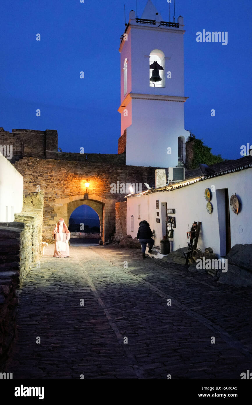 Weihnachten figuren in Monsaraz, Portugal Stockfoto