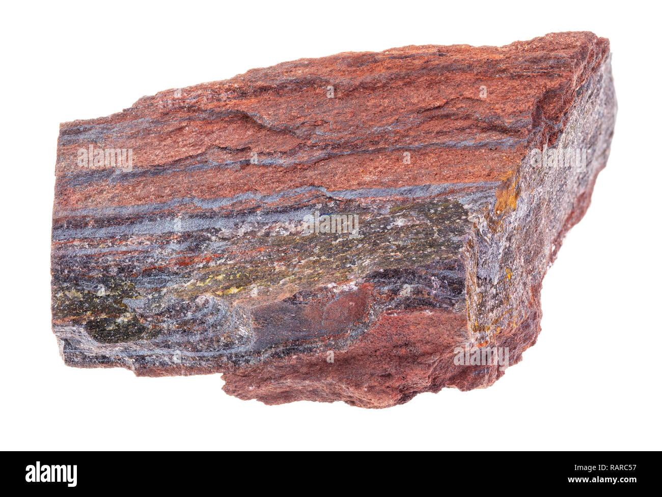Makrofotografie von natürlichen Mineral aus geologische Sammlung rough-eisenhaltiges Quarzit (jaspilite, Jasper taconite) Rock auf weißem Hintergrund Stockfoto