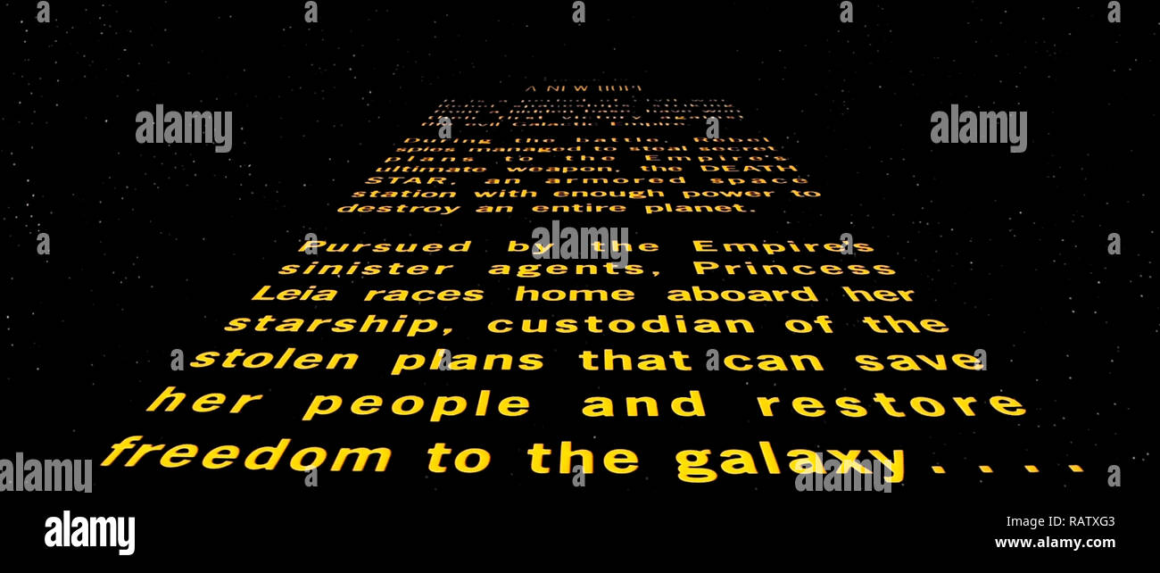 Die eröffnung Roll-up oder aus Star Wars: Episode IV - Eine neue Hoffnung (1977) unter der Regie von George Lucas kriechen. Stockfoto