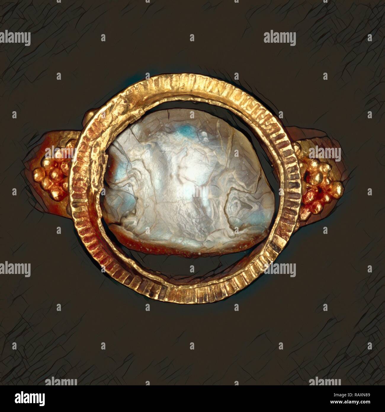 Ring, Unbekannt, Römische Reich, 250 - 400, Gold, Perlmutt, Objekt: H: 3 x Durchm.: 2,8 cm (1 3/16 x 1 1/16 in Neuerfundene Stockfoto