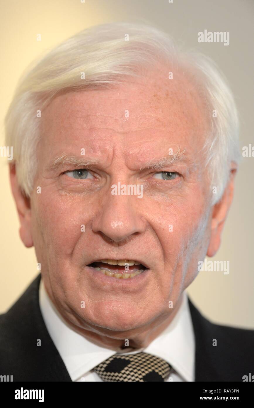 Ehemalige Konservative MP Harvey Proctor hält eine Pressekonferenz in St. Ermin's Hotel, London Mit: Harvey Proctor Wo: London, Großbritannien Wann: 25 Aug 2015 Quelle: Steve Finn/WANN Stockfoto