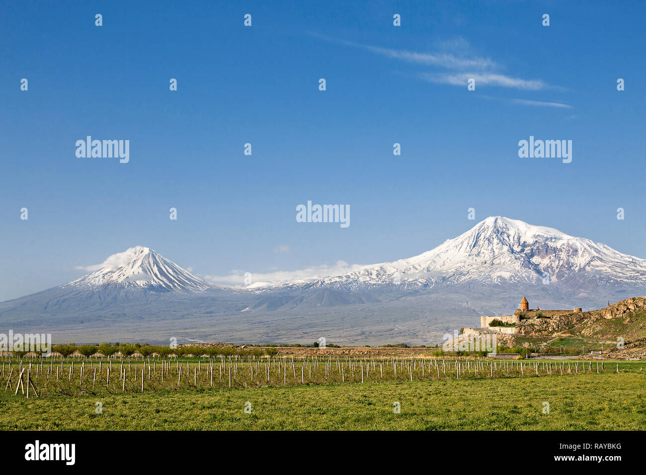 Khor Virap, armenisch-orthodoxen religiösen Komplex mit dem Berg Ararat im Hintergrund, in der ARTASHAT, Armenien. Stockfoto