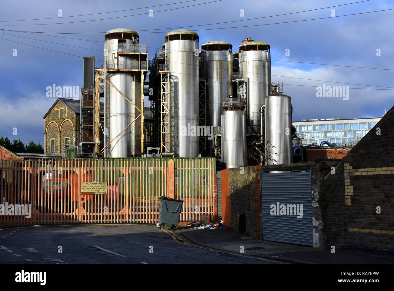 Gehirne Brauerei Gärtanks, Cardiff, South Glamorgan, Wales Stockfoto