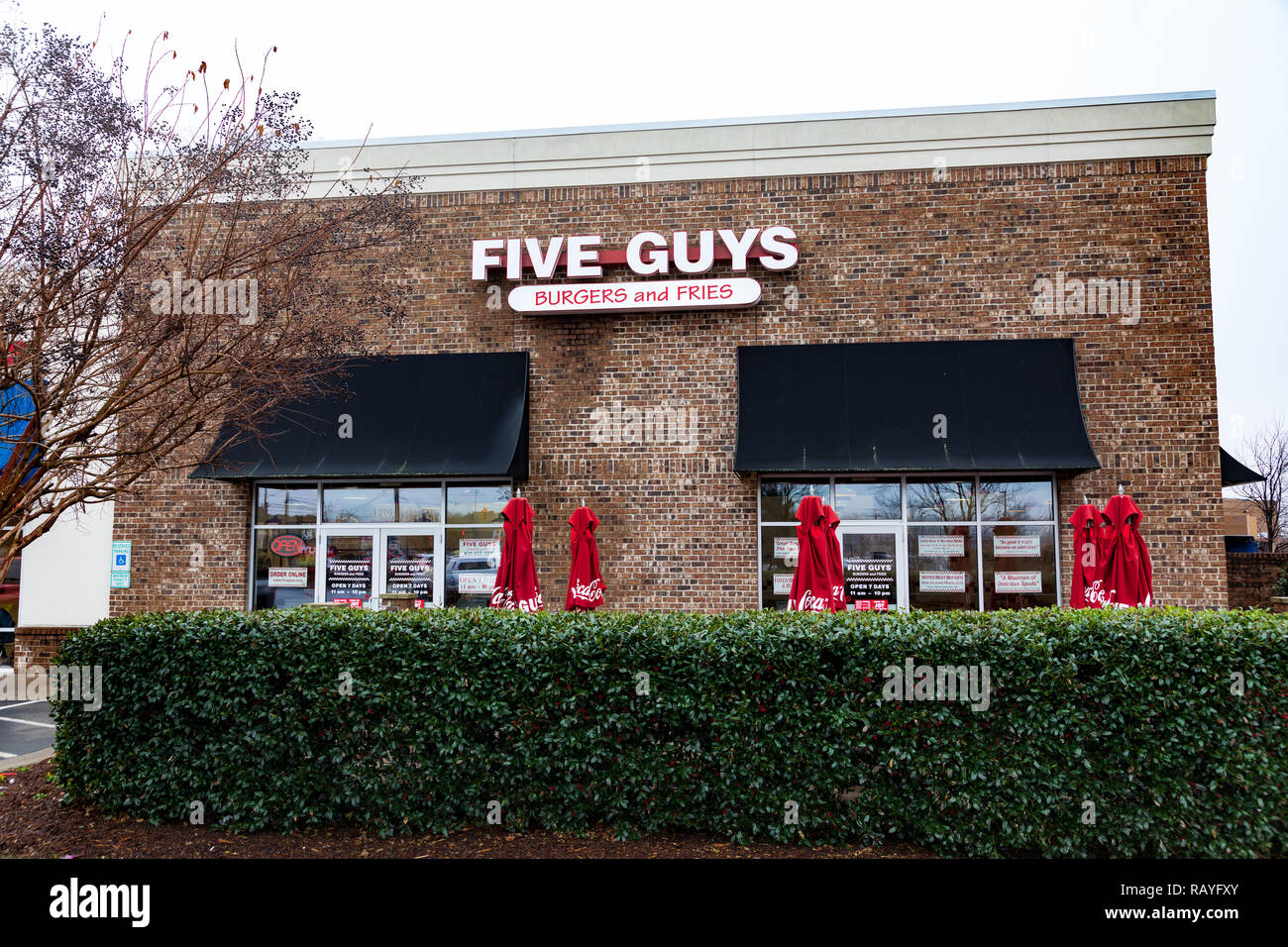 HICKORY, NC, USA-1/3/19: fünf Jungs ist eine US-amerikanische Fast-Food-Restaurant Kette, in Lorton, VA gehabt. Mit über 1500 Standorten, viele konzessionierte. Stockfoto