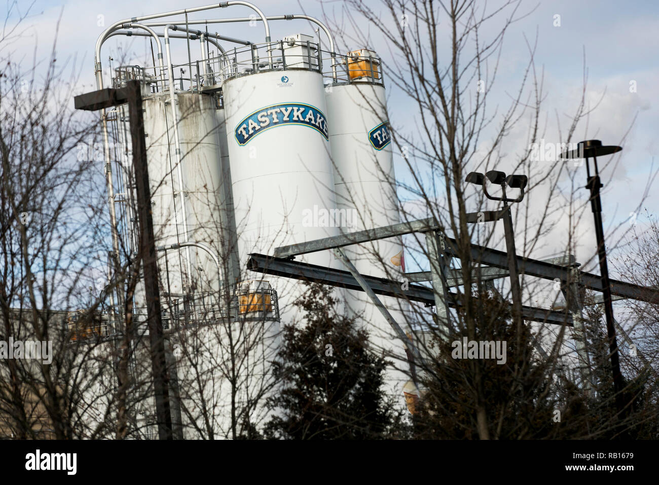 Ein logo Zeichen außerhalb des Hauptquartiers der Tasty Baking Company, Hersteller von Tastykake Produkte, in Philadelphia, Pennsylvania, am 23. Dezember 2018. Stockfoto