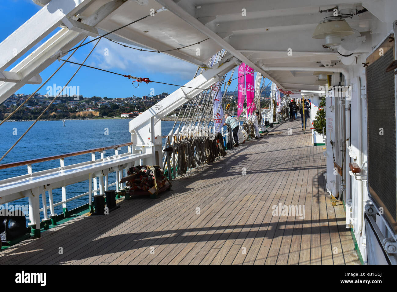 San Pedro, Ca. Dez. 27, 2018 - Das große Segelschiff Dar Mlodziezy, besuchte den Hafen von San Pedro. Dieses Schiff kommt von Gdynia, Polen. Stockfoto