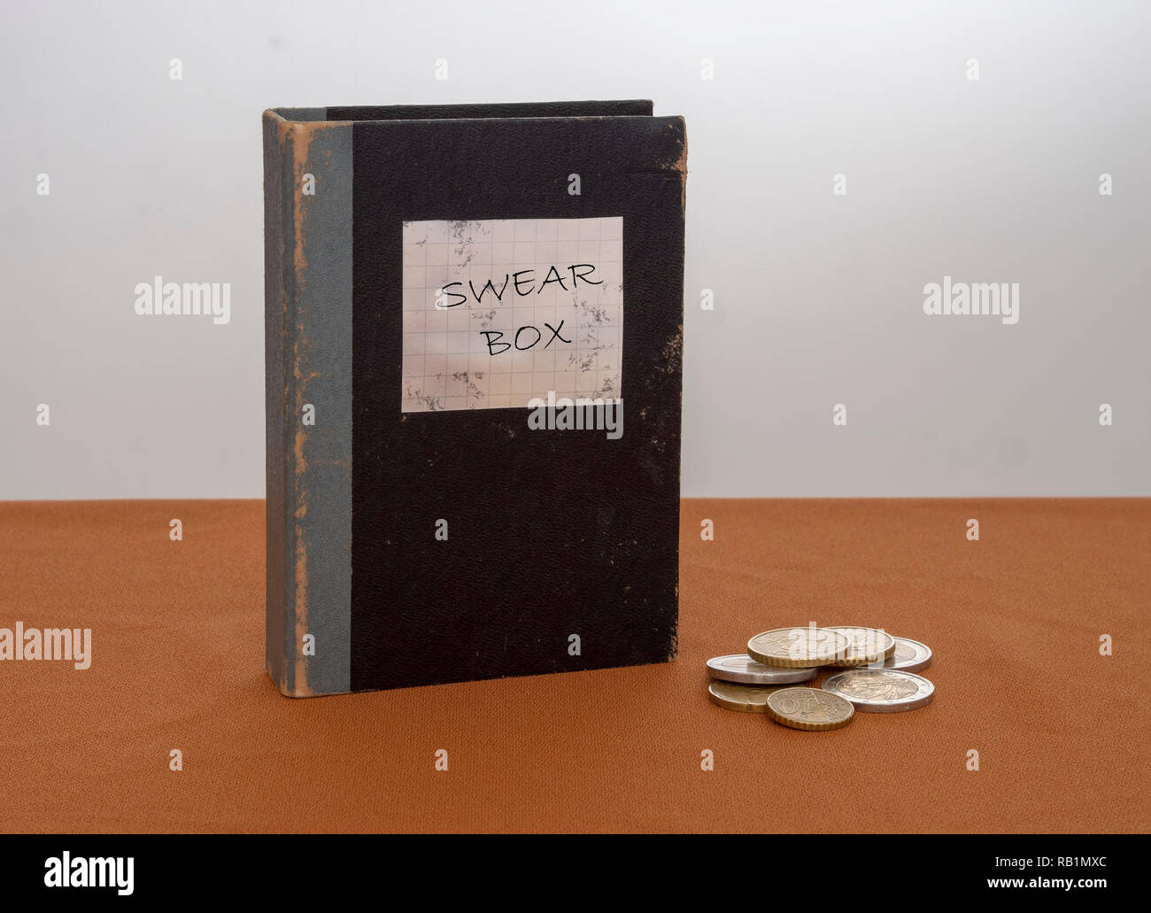 Jahrgang schwören, mit Euro. Neues Jahr Auflösung vielleicht. Stockfoto