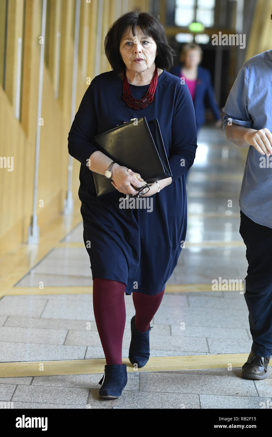 Politiker nehmen an Fragen der Schottischen Ersten Minister in Holyrood. Mit: Jeane Freeman Wo: Edinburgh, Großbritannien Wann: 06 Dec 2018 Credit: Euan Kirsche / WANN Stockfoto