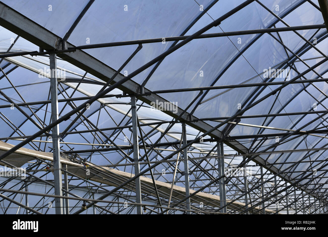 Erstaunlich Innenansicht von Stahl Dachkonstruktion Stockfoto