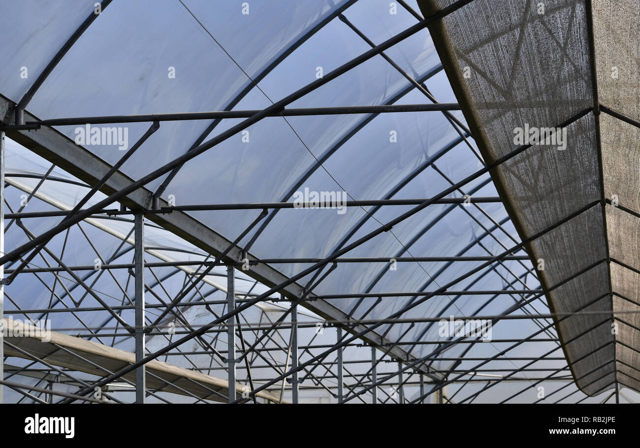 Erstaunlich Innenansicht von Stahl Dachkonstruktion Stockfoto