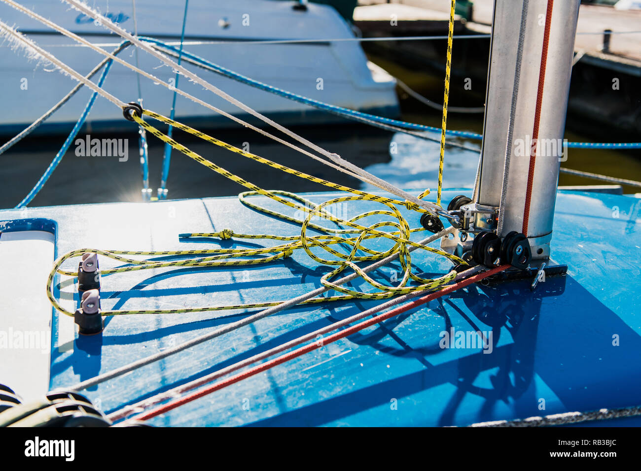 Segelyacht rigging Equipment: Fock Genua block closeup Stockfoto