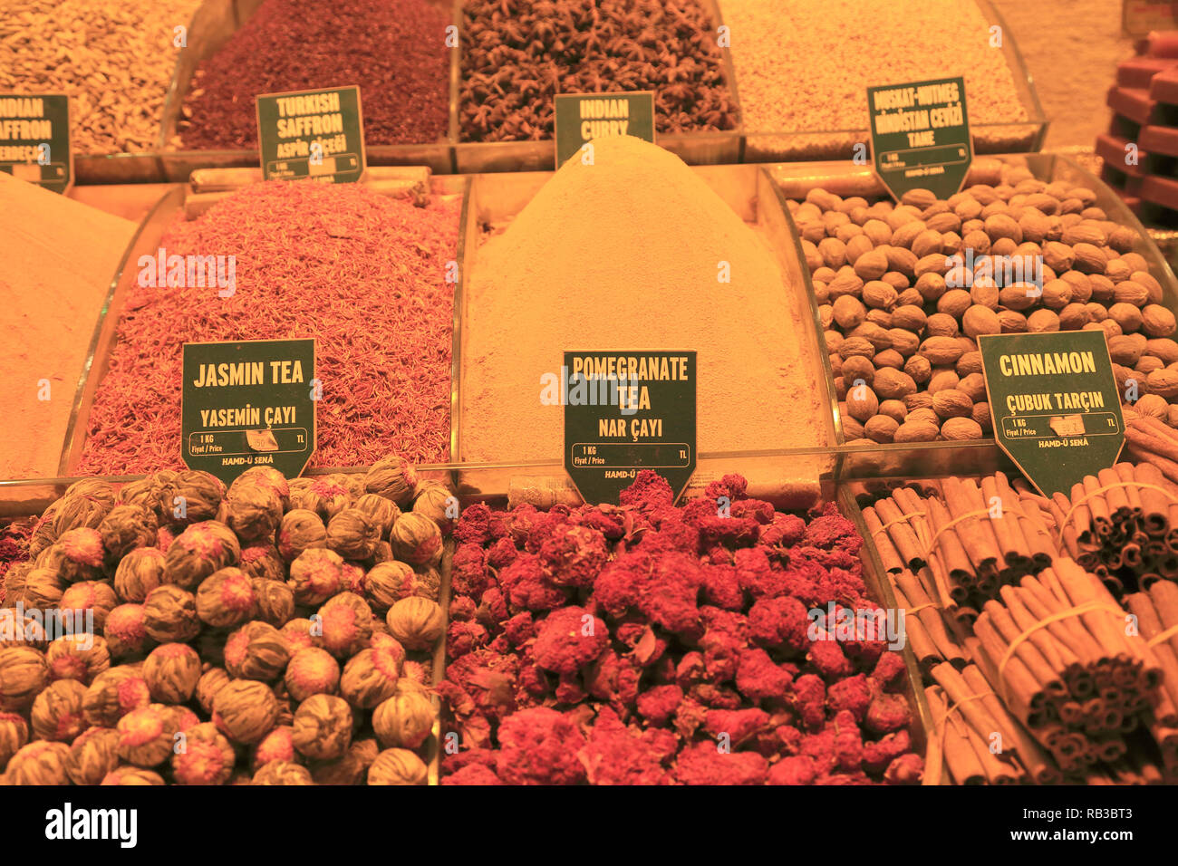 Gewürzmarkt Misir Carsisi, ägyptischen Markt, Eminonu, Istanbul, Türkei, Europa Stockfoto