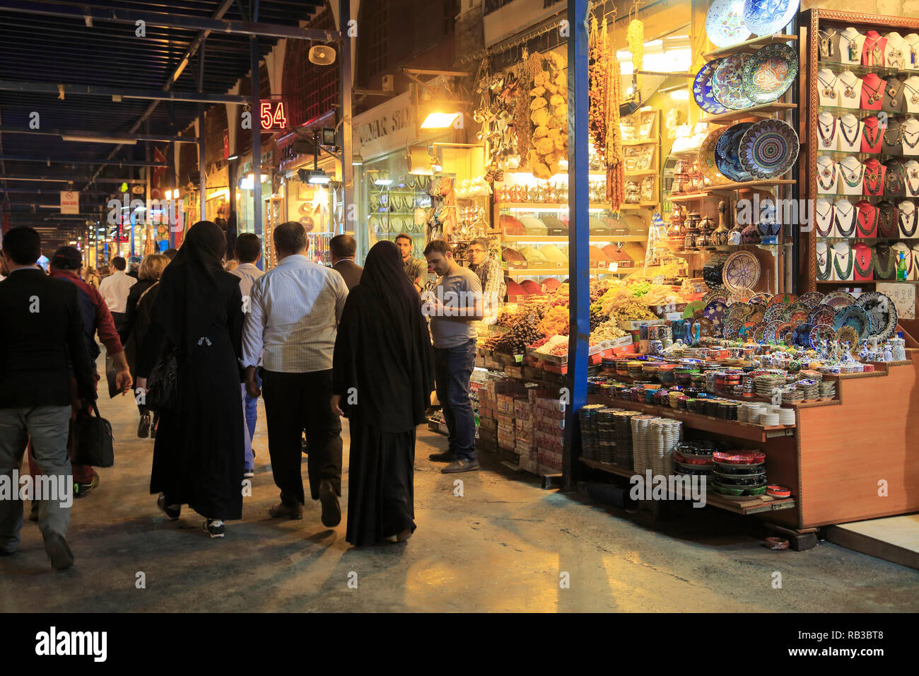 Gewürzmarkt Misir Carsisi, ägyptischen Markt, Eminonu, Istanbul, Türkei, Europa Stockfoto