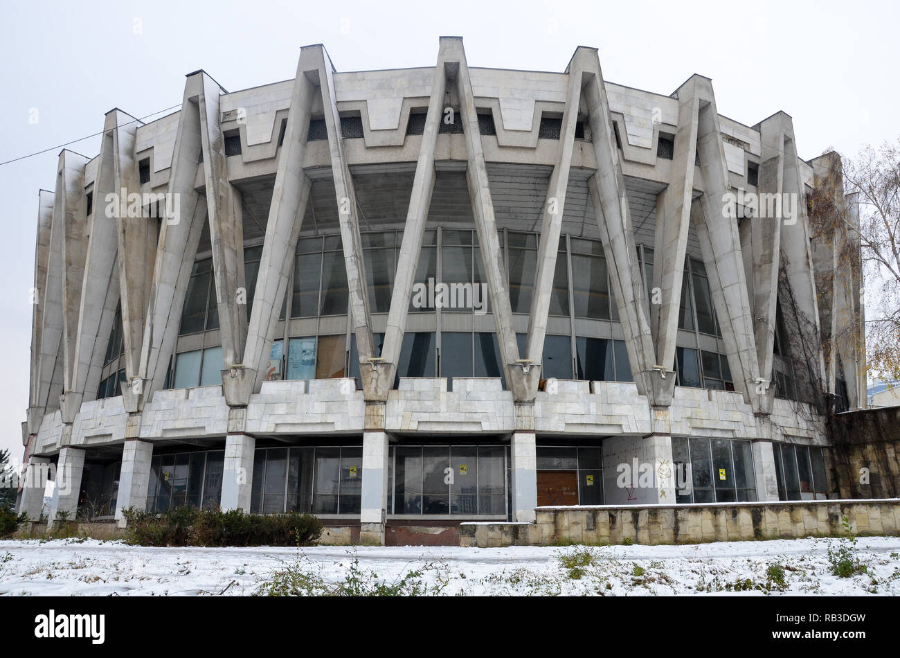 Chisinau Zirkus (1981 eröffnet), Chisinau (Chisinau), der Republik Moldau, November 2018 Stockfoto
