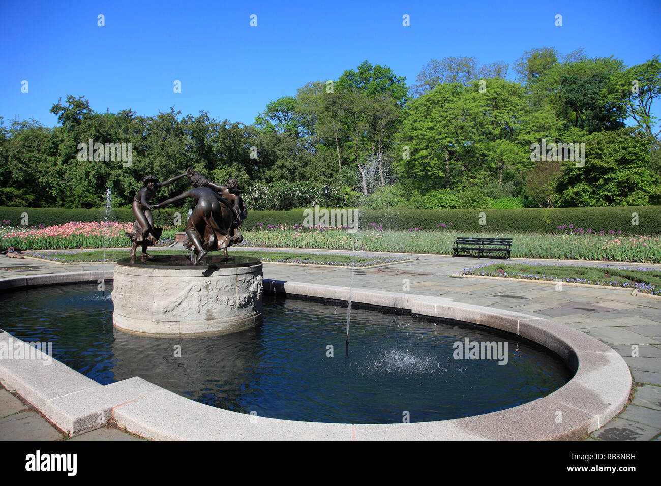 Drei tanzende Jungfrauen Brunnen, Wintergarten, Central Park, Manhattan, New York City, Vereinigte Staaten von Amerika Stockfoto