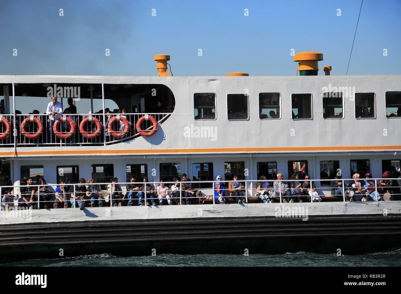 Passagierfähre, Eminonu, das Goldene Horn, den Bosporus, Istanbul, Türkei, Europa Stockfoto