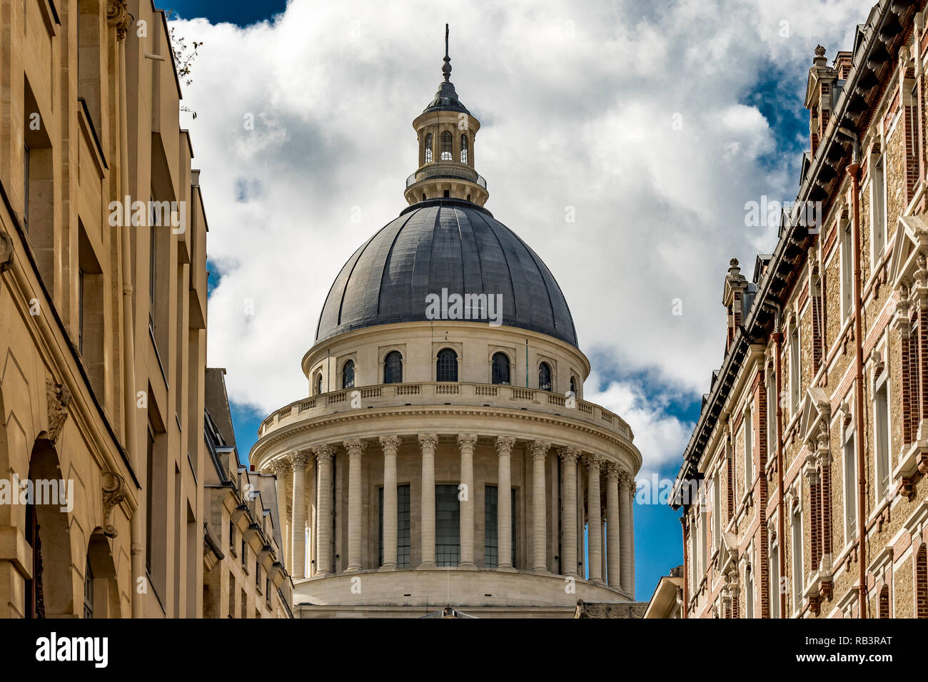 Das Panthéon, eine säkulare Mausoleum mit den sterblichen Überresten von Unterschieden die französischen Bürger, mit einer Fassade auf dem Pantheon in Rom nachempfunden. Stockfoto