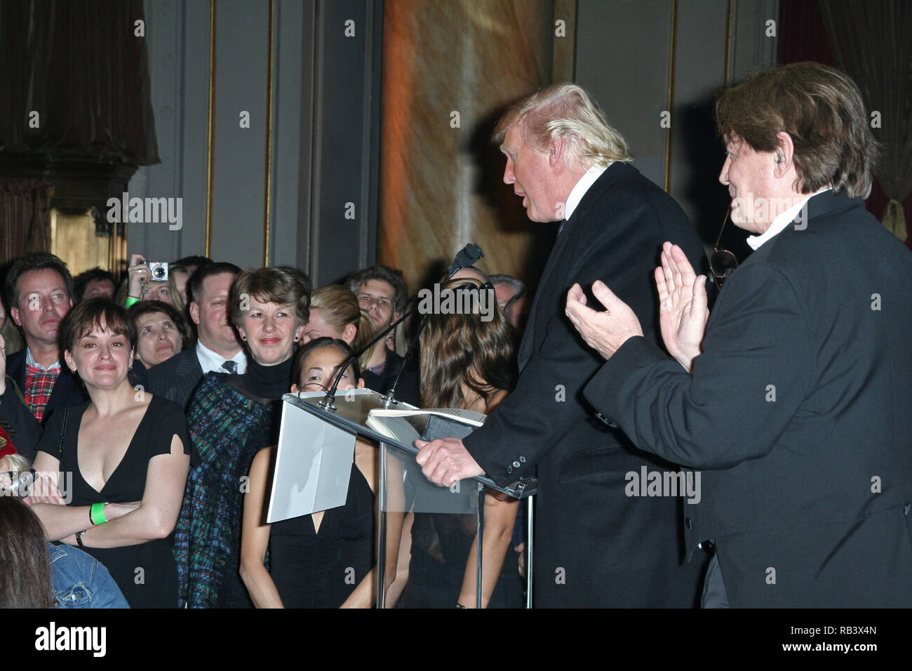 New York, New York/USA, 2. April 2007: Donald Trump am Johnnie Walker's 'DEdrückt zu Kilt 2007 fashion show in der Capitale. (Foto: Steve Mack/S.D. Mack Bilder) Stockfoto