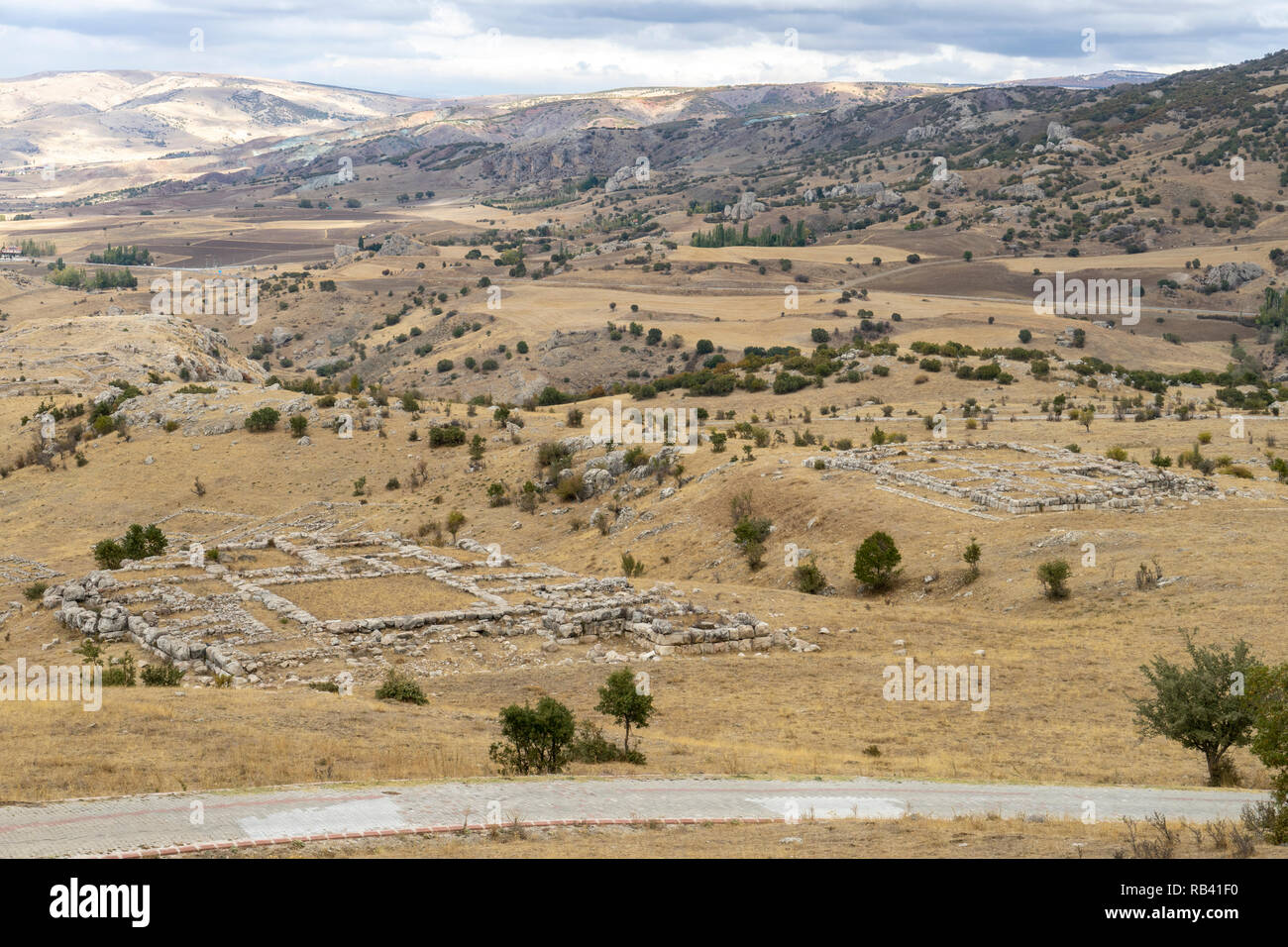 Alte Ruinen der hethitischen Hauptstadt Hattusa. Hattusa, der 1986 von der UNESCO zum Weltkulturerbe aufgenommen wurde. Corum, Türkei. Stockfoto