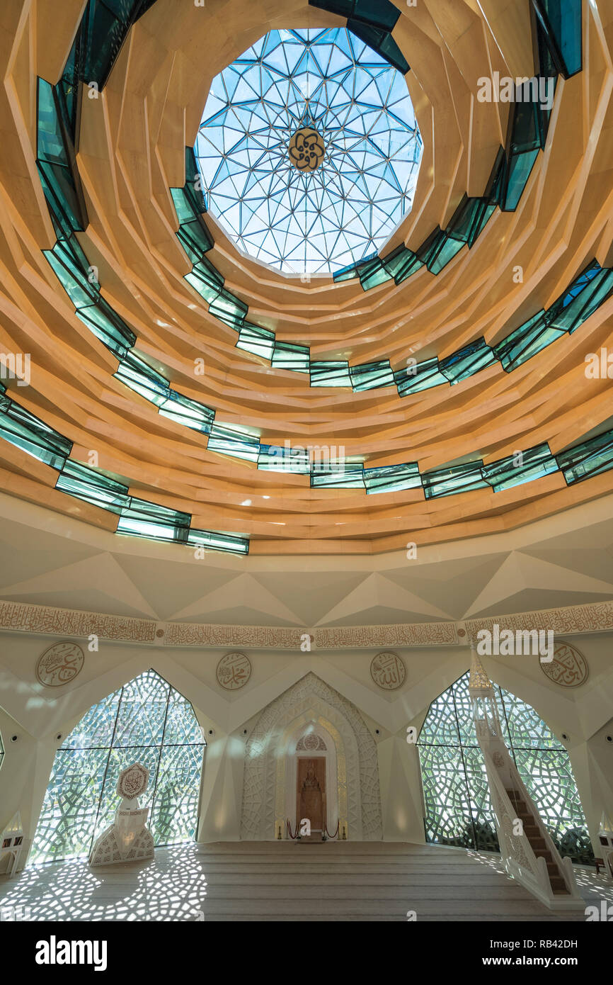 Kuppel der Moschee in der Tatbikat Uskudar Istanbul, Istanbul, Türkei Stockfoto