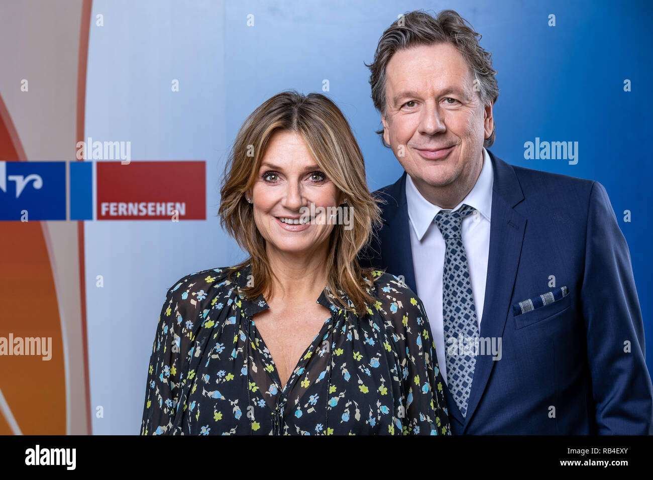 Leipzig Deutschland 14 Dez 2018 Die Moderatoren Des Mdr Talkshow Riverboat Kim Fisher Und Jorg Kachelmann Auf Der Seite Der Aufzeichnung Der Show Am 17 12 2018 In Leipzig Aufgenommen Die Show Wird Am 04 01 2019