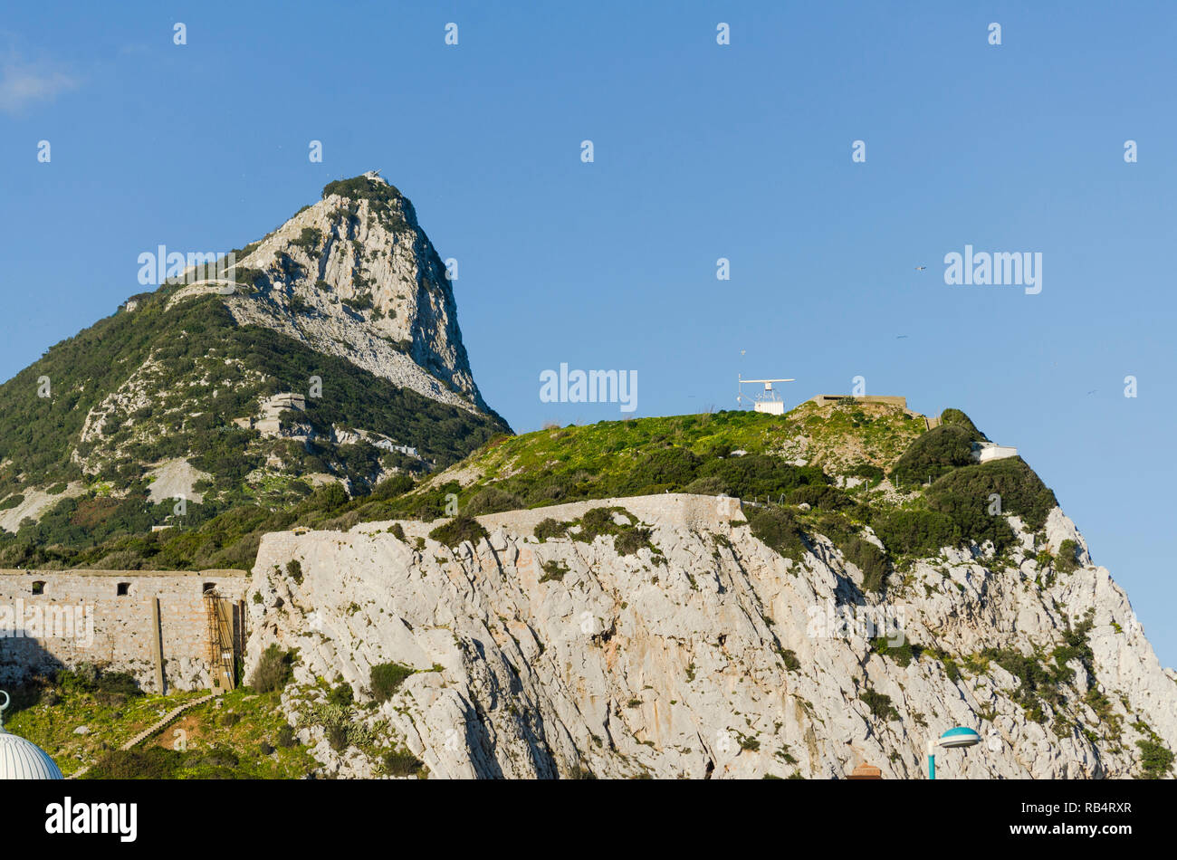 Gibraltar Rock. Tipp von Gibraltar Rock auf den Überseeischen britisches Territorium, Upper Rock Nature Reserve, Gibraltar, Großbritannien, Iberische Halbinsel, Europa. Stockfoto