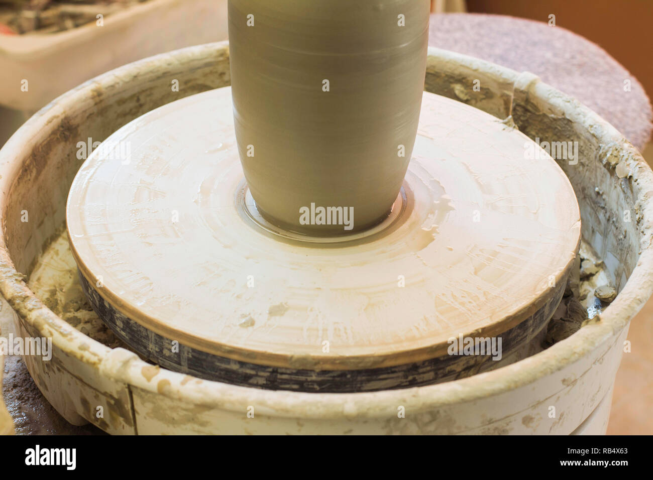 Ton in der Werkstatt, kleinen künstlerischen Handwerk Business Stockfoto