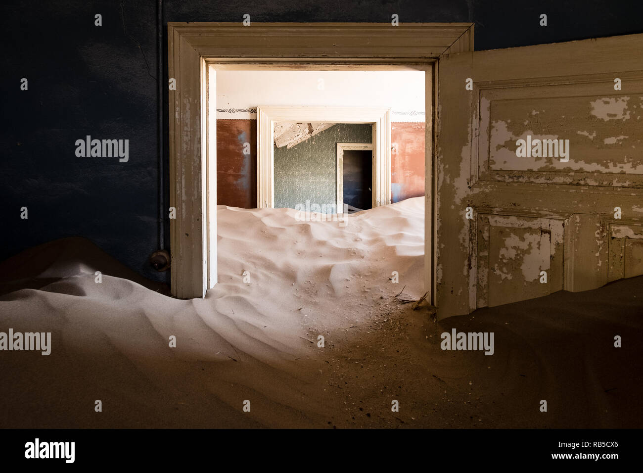 Verlassenes Haus in Kolmanskop Stockfoto