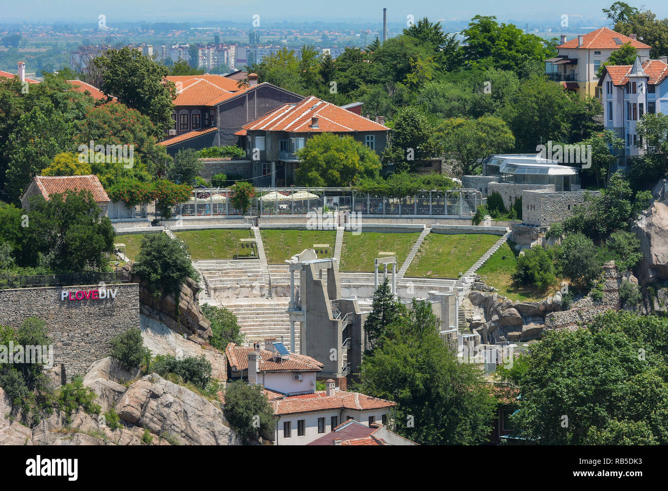 Stadt Plovdiv, Bulgarien, das römische Amphitheater, Sommer Stockfoto
