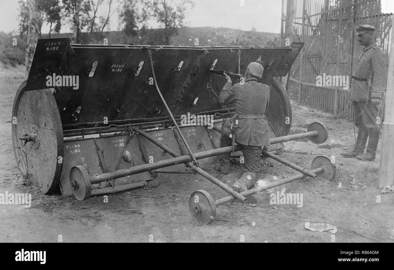 Russische Artillerie Truppen versammeln sich während des ersten Weltkrieges, Stockfoto