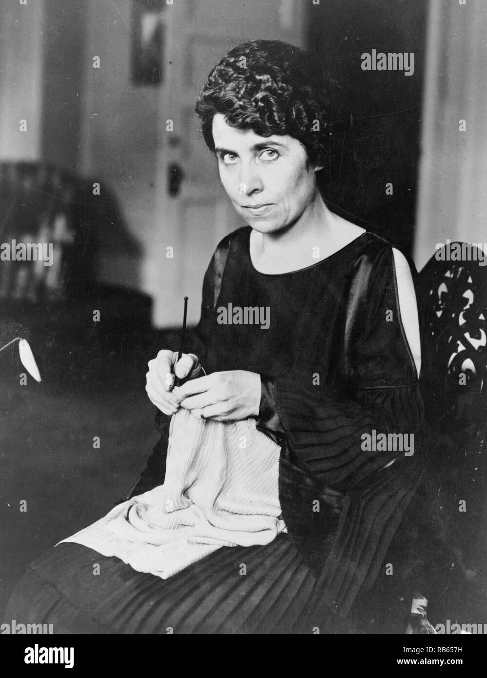 Grace Coolidge die Ehefrau von Präsident Calvin Coolidge. Calvin Coolidge war der 30. Präsident der Vereinigten Staaten. Ein republikanischer Rechtsanwalt von Vermont, Coolidge arbeitete sich auf der Leiter von Massachusetts Staat Politik, schließlich zu Gouverneur dieses Staates. Stockfoto