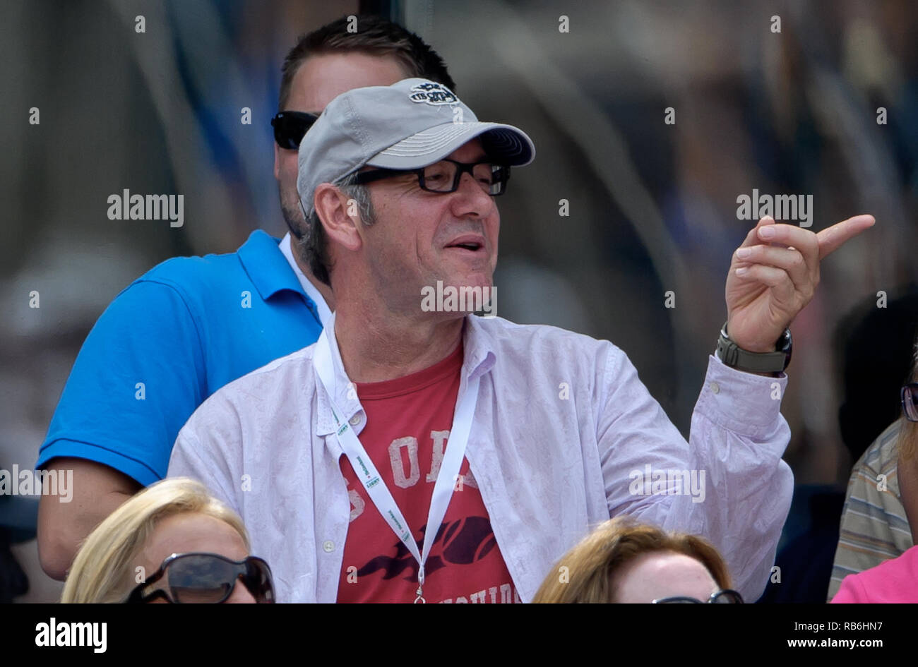 NEW YORK, NY-SEPTEMBER 02: Schauspieler Kevin Spacey nimmt am Tag Sieben der 2012 US Open an USTA Billie Jean King National Tennis Center am 2. September 2012 in der Nähe der Queens Borough von New York City. Personen: Kevin Spacey Stockfoto