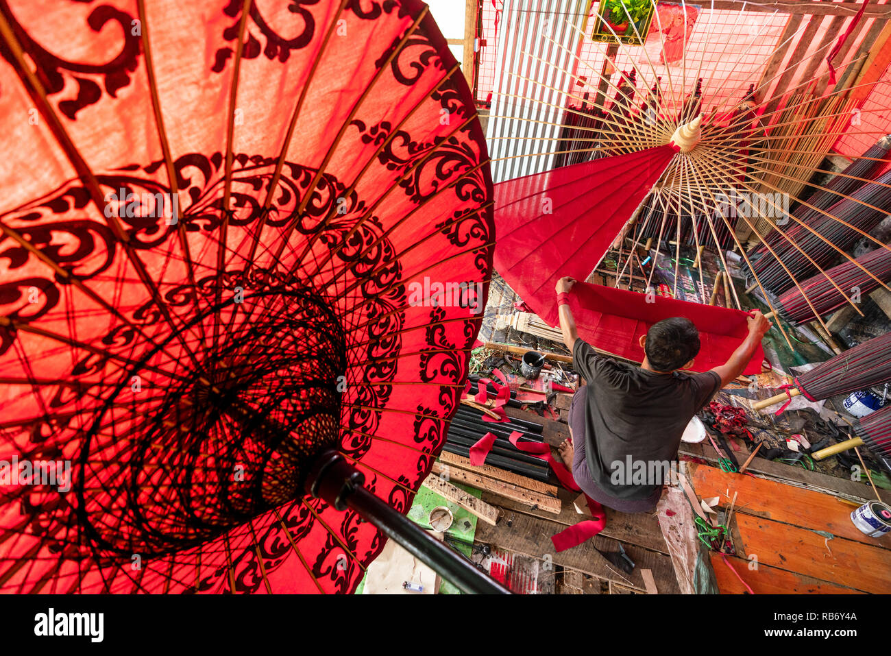 Regenschirm in Pathein, Myanmar, Stockfoto