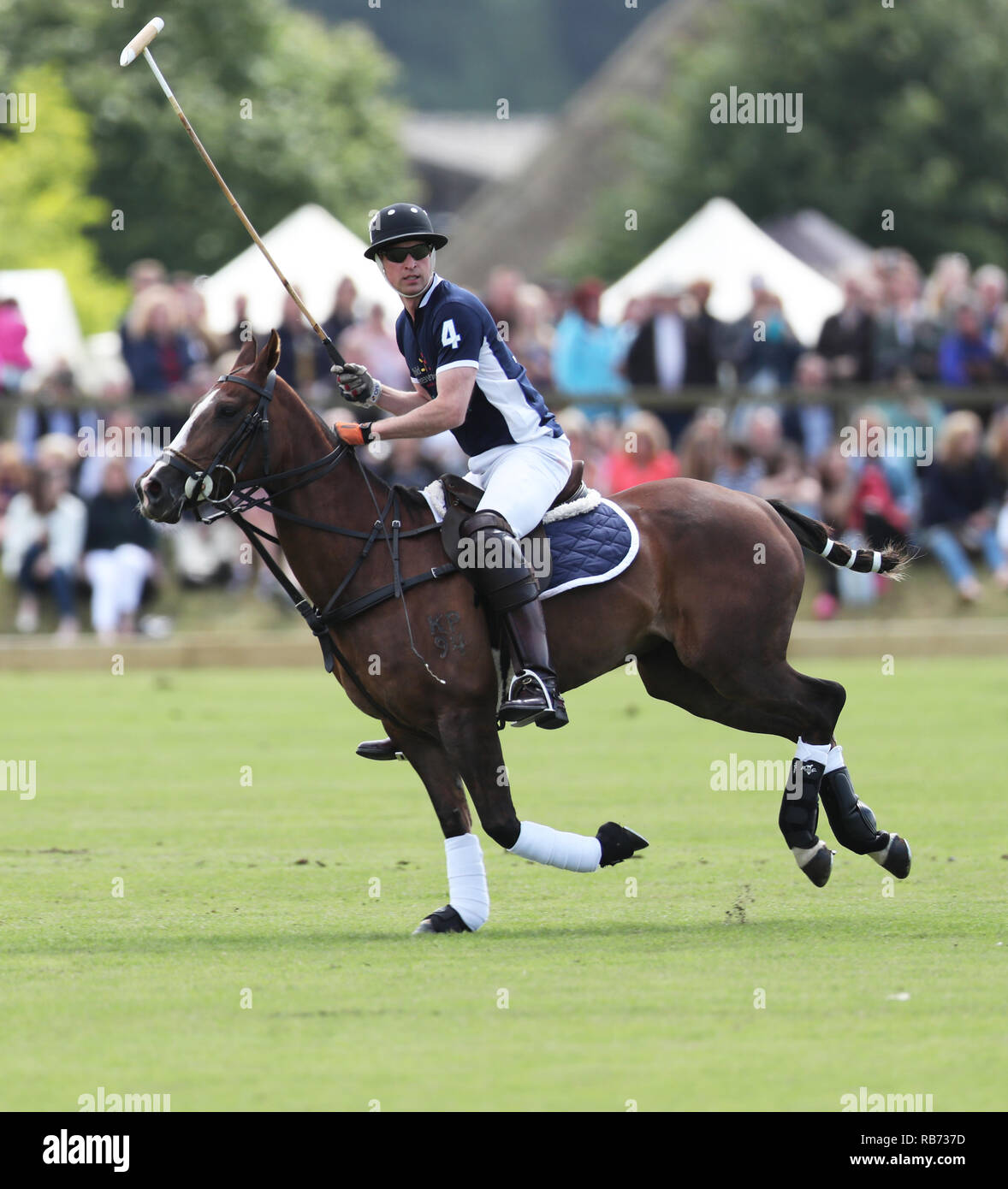 Der Herzog von Cambridge spielt Polo während der Maserati Royal Charity Polo Trophäe bei Beauford Polo Club, Down Farm House, Westonbirt, Gloucestershire. Stockfoto