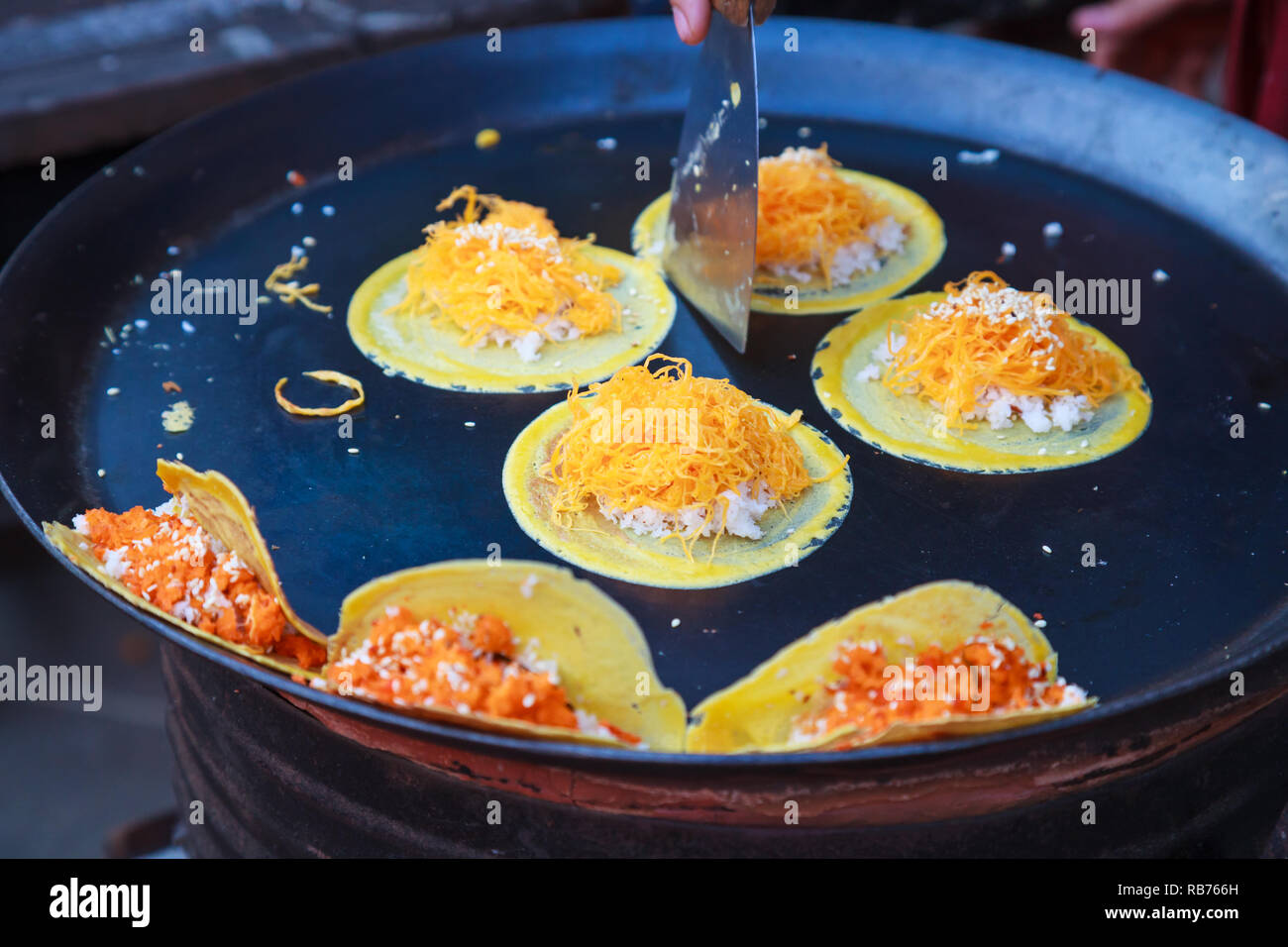 Kanom buang -Fotos und -Bildmaterial in hoher Auflösung – Alamy