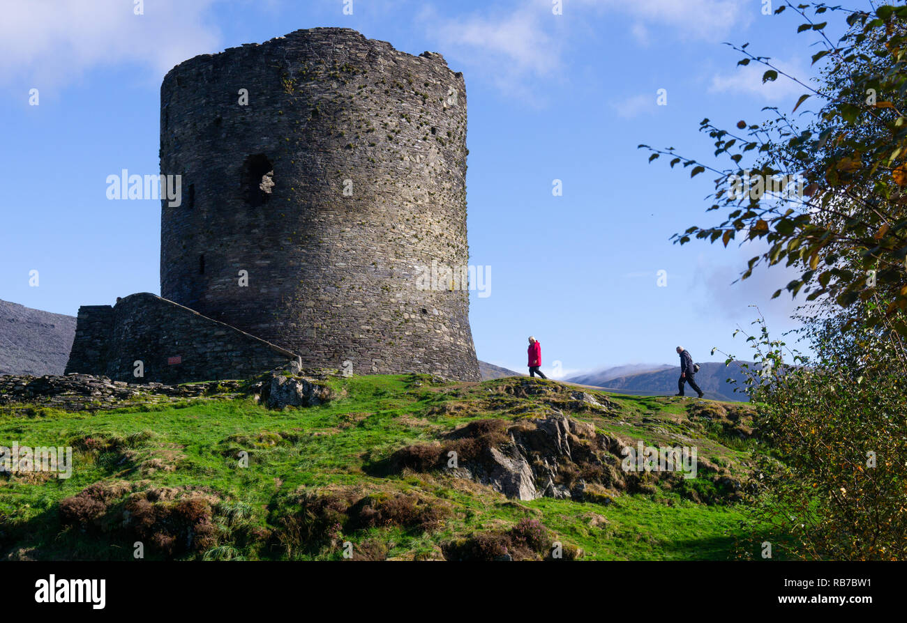 Dolbadarn Schloss, Llanberis, Gwynedd, Wales. Bild im Oktober 2018 übernommen. Stockfoto