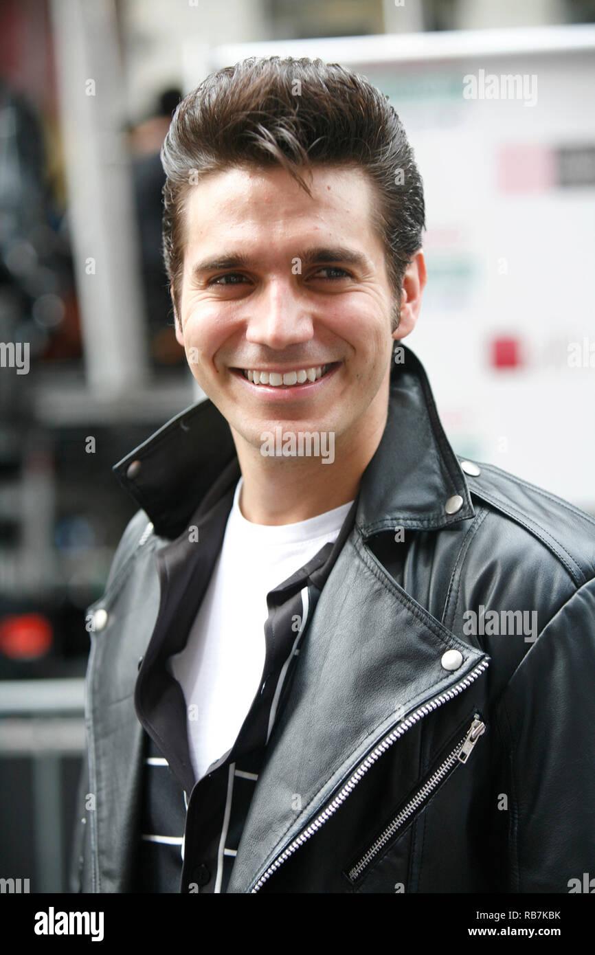 Derek Keeling (fett) BROADWAY Teilnahme am Broadway 2008 in Times Square, New York City. September 14, 2008 Credit: Walter McBride/MediaPunch Stockfoto