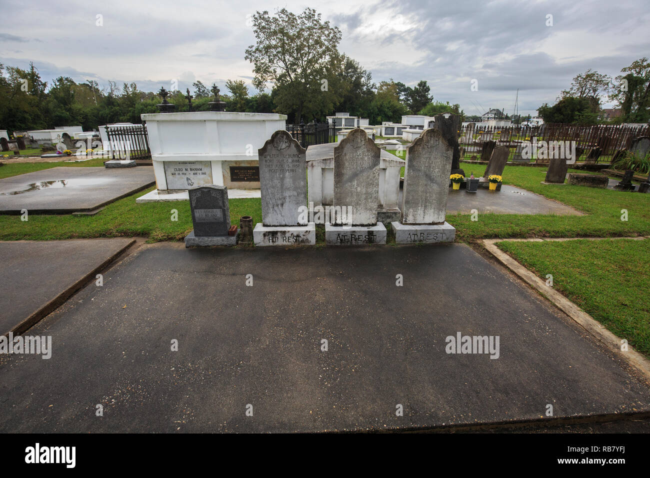 Grabsteine im Alten Friedhof in Madisonville, Alabama. Stockfoto