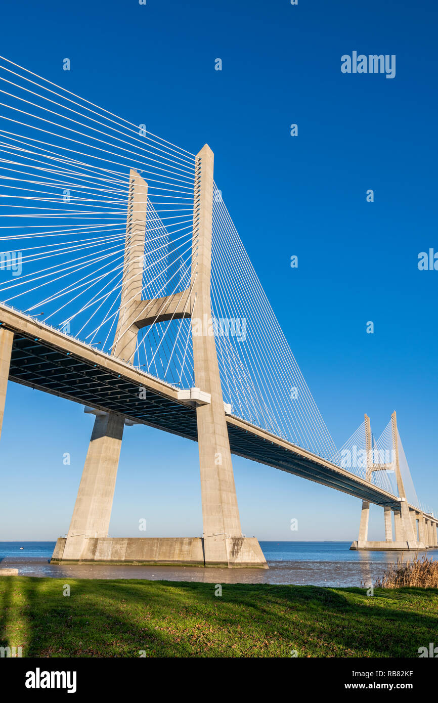 Vasco da Gama Bridge, Lissabon, Portugal Stockfoto