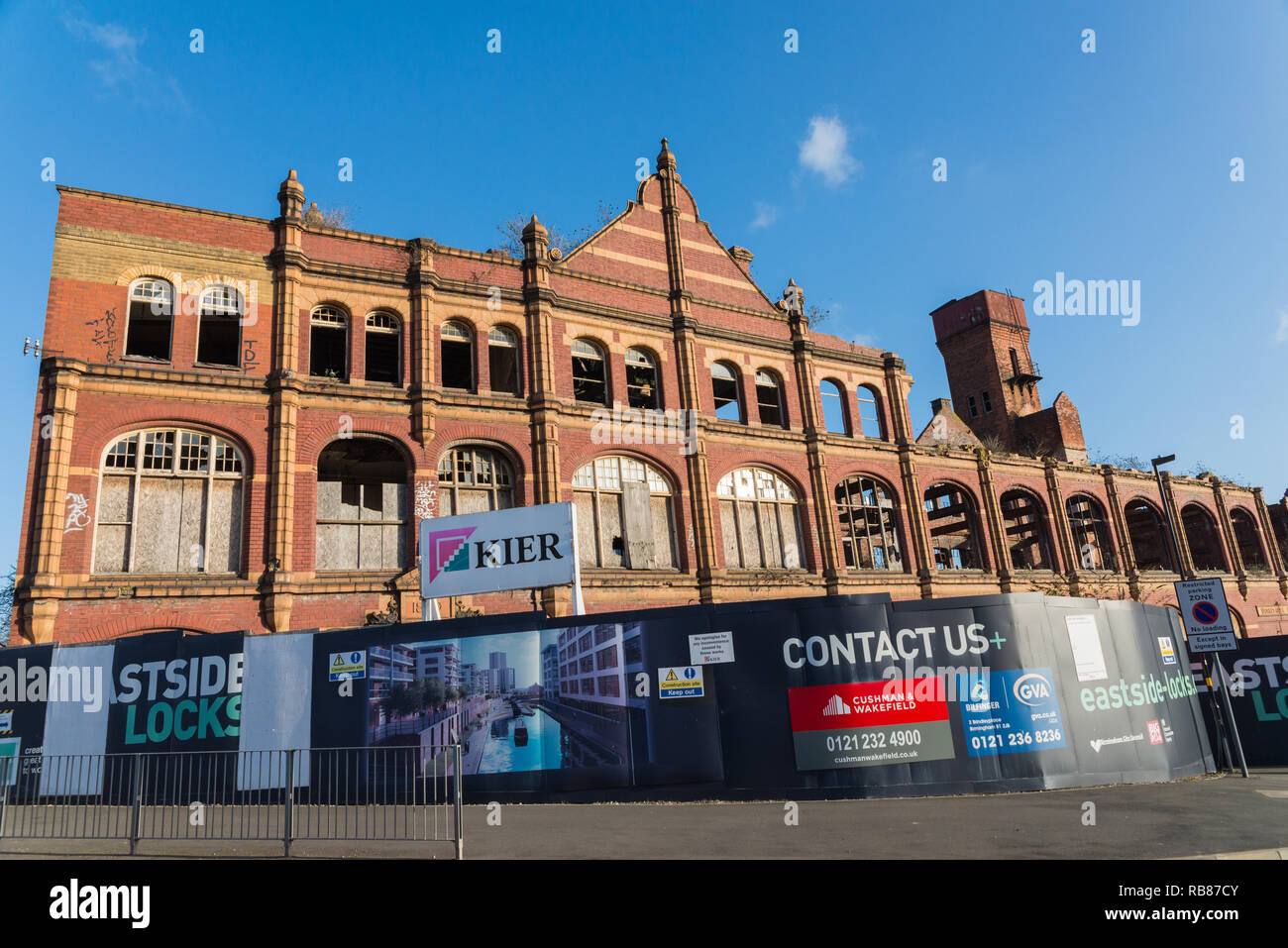 Verfallene viktorianische Fabrik ist Teil der Eastside Schlösser Sanierung Website an der Belmont Zeile in die Eastside, Birmingham Stockfoto